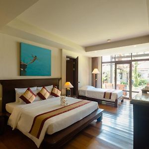 Habitación con Cama King
